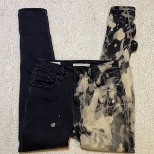 Levi’s Premium 721 High Rise Skinny Bleached with Ankle Bows